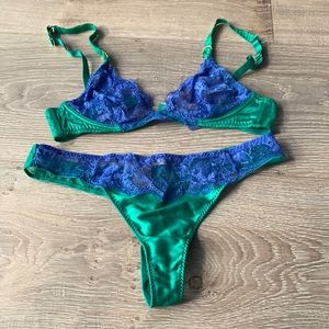 Stella McCartney Blue & green lace two piece set, 34A bra, med undies demure